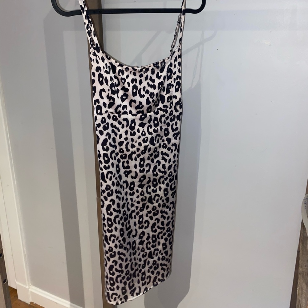 BRANDY MELVILLE black & white leopard slip dress